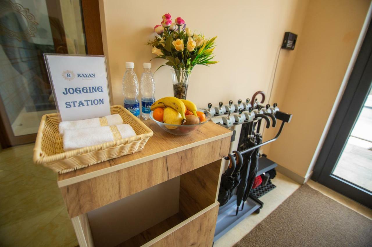 Rayan Hotel Osh Bagian luar foto